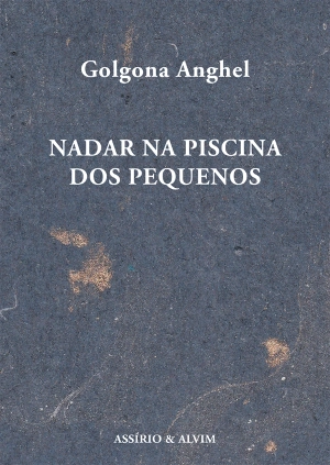 Nadar na Piscina dos Pequenos